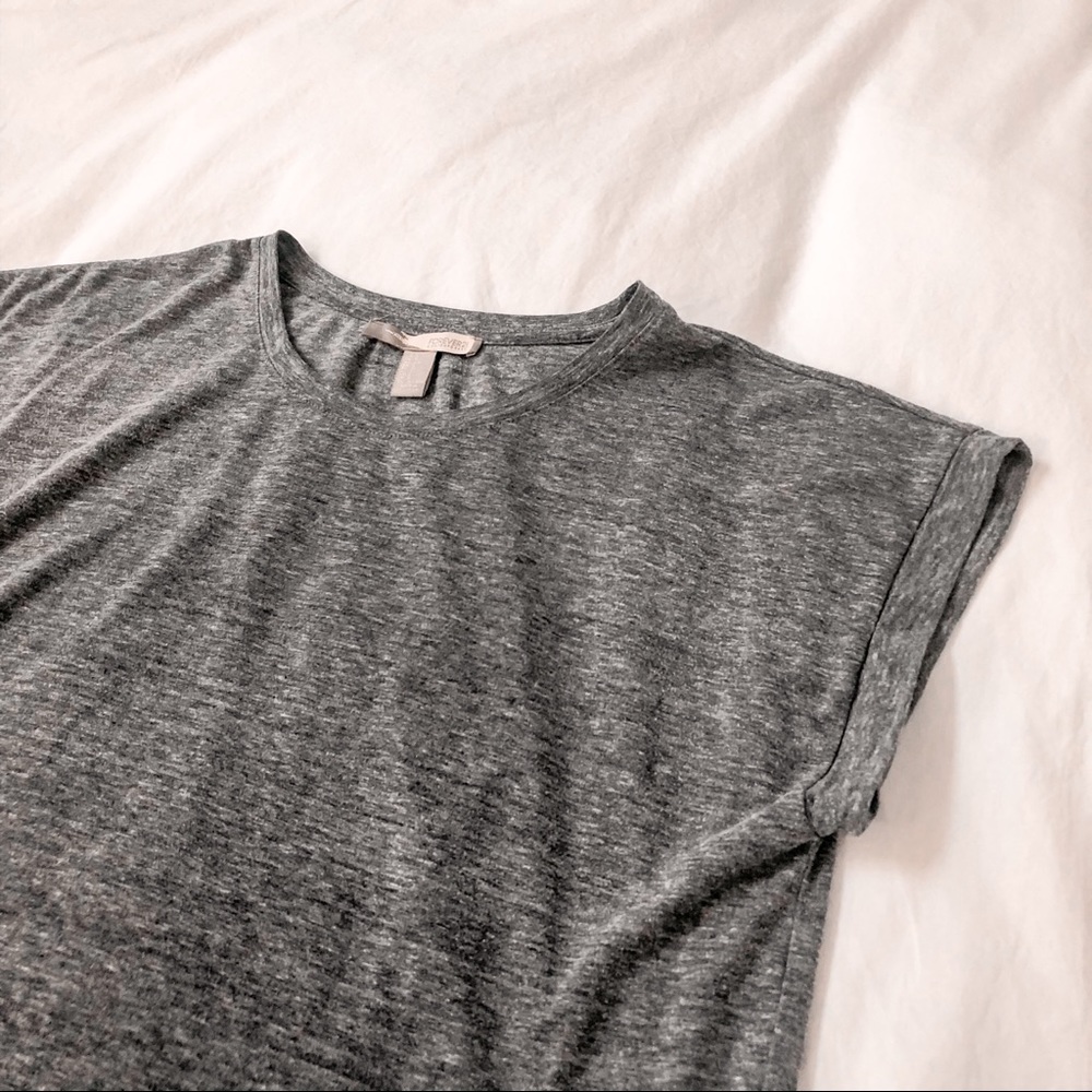 Forever 21 T-shirt
